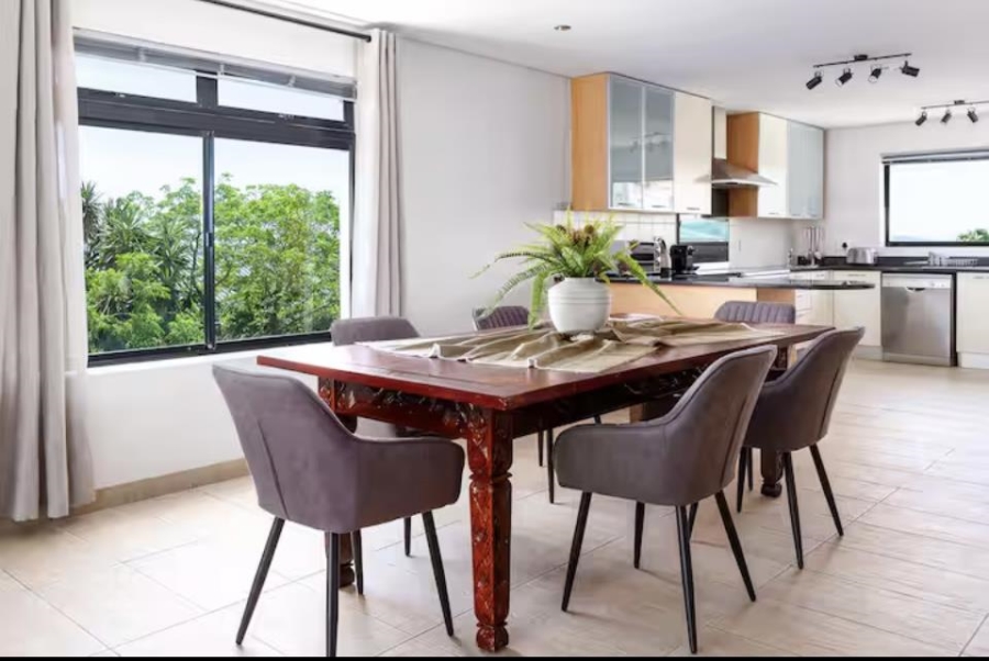 To Let 3 Bedroom Property for Rent in Sea Point Western Cape